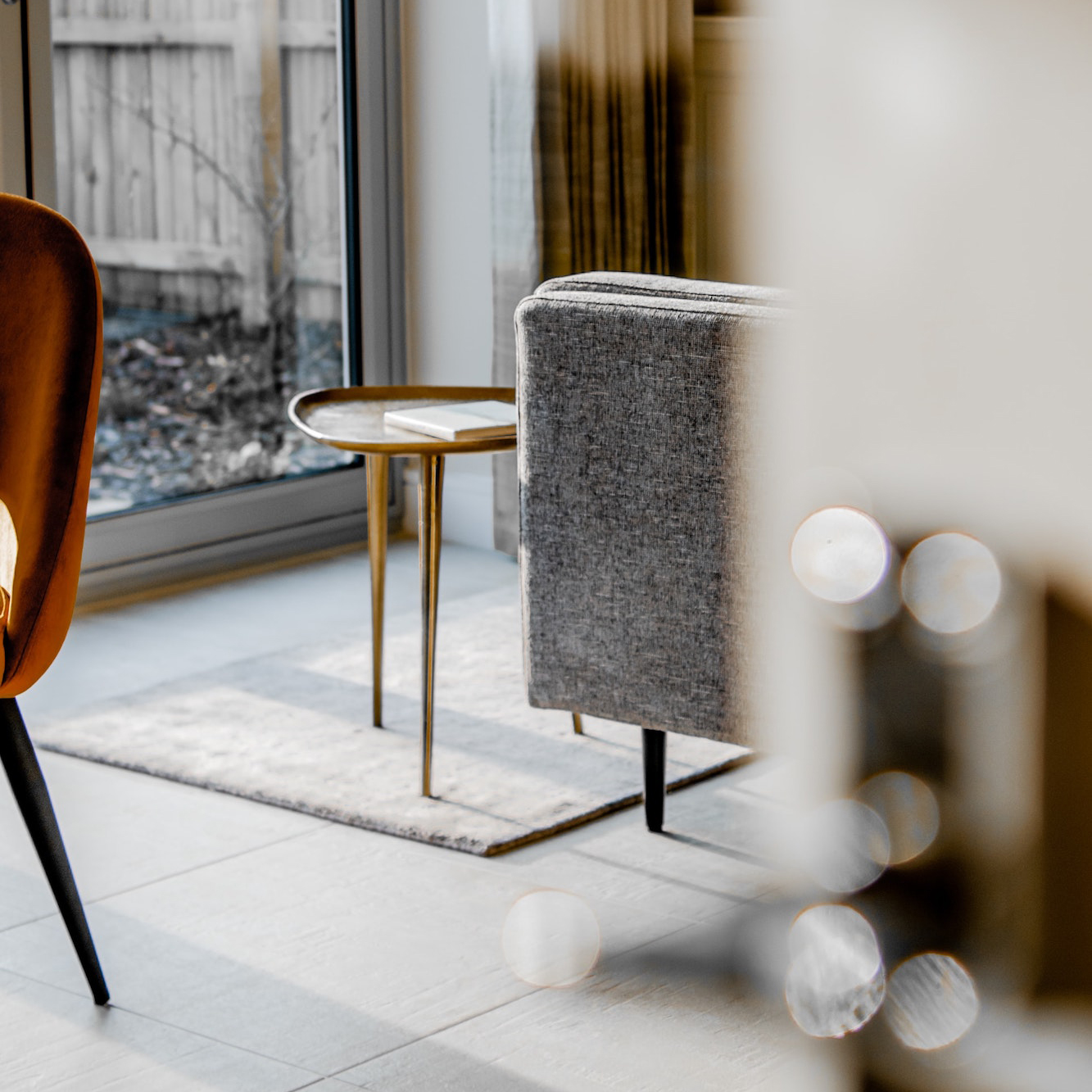 mid-century-modern-interior